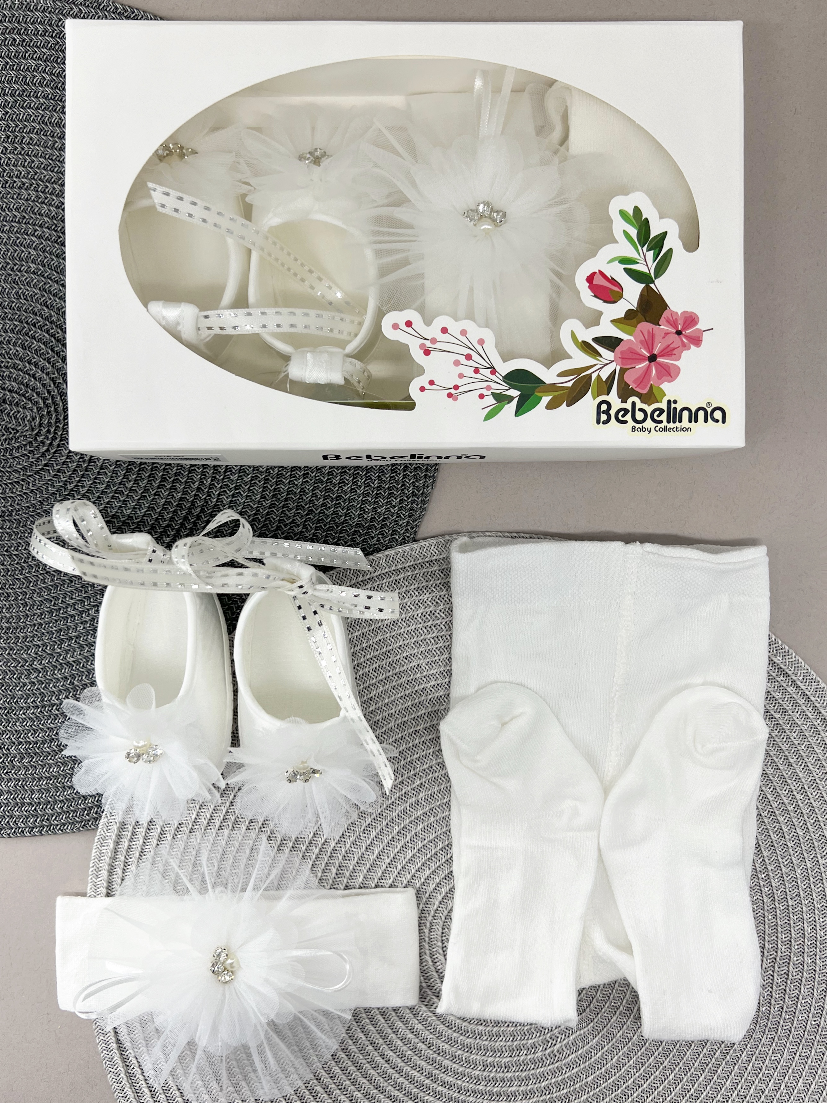Пінетки колготки, повязка для дівчинки білий Bebelinna 3748/3
