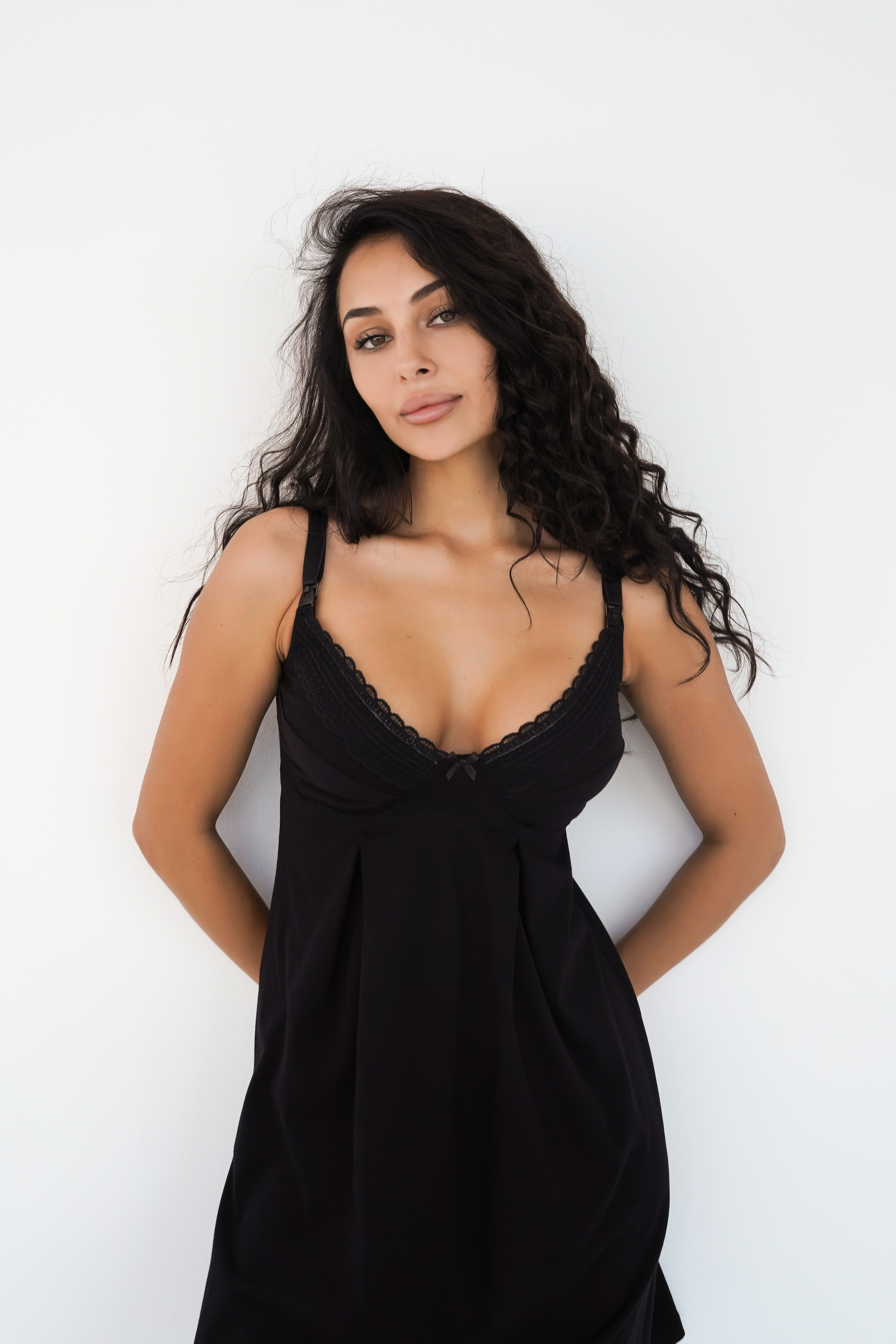 Ночная рубашка Soft Lace Унисекс черный Мамин Дім 24182/чор